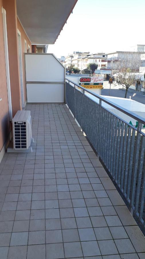 K/3 Apartment Eraclea Mare Bagian luar foto